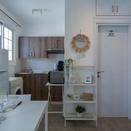 דירה Orchid's Cozy In לרנקה