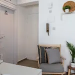 アパート Orchid's Cozy & Balcony In ラルナカ