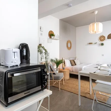 Orchid's Cozy Studio&balcony In Larnaca