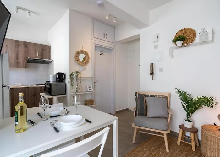 Orchid's Cozy & Balcony In * Λάρνακα