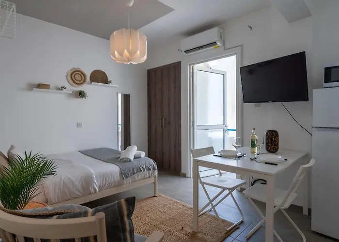 Orchid's Cozy & Balcony In *