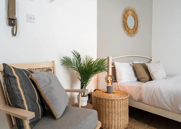 Orchid's Cozy & Balcony In Appartamento Larnaca