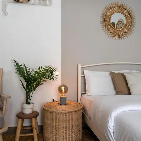 Orchid's Cozy & Balcony In Apartment Larnaca