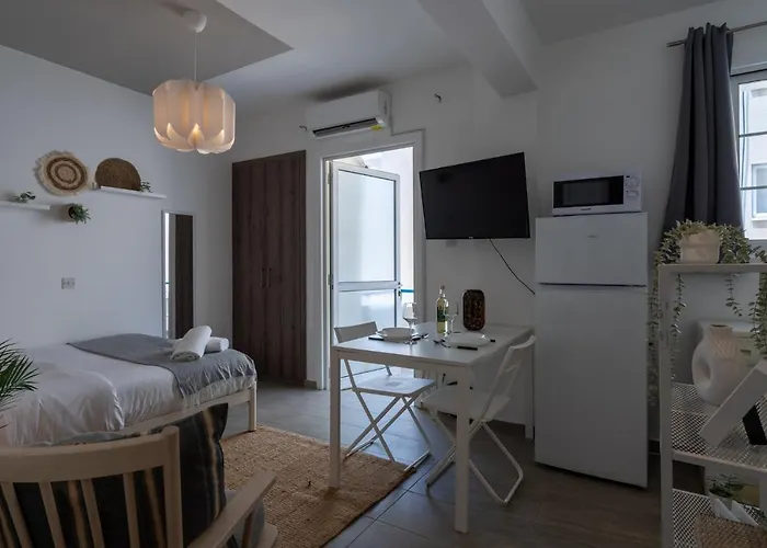 Orchid's Cozy & Balcony In *