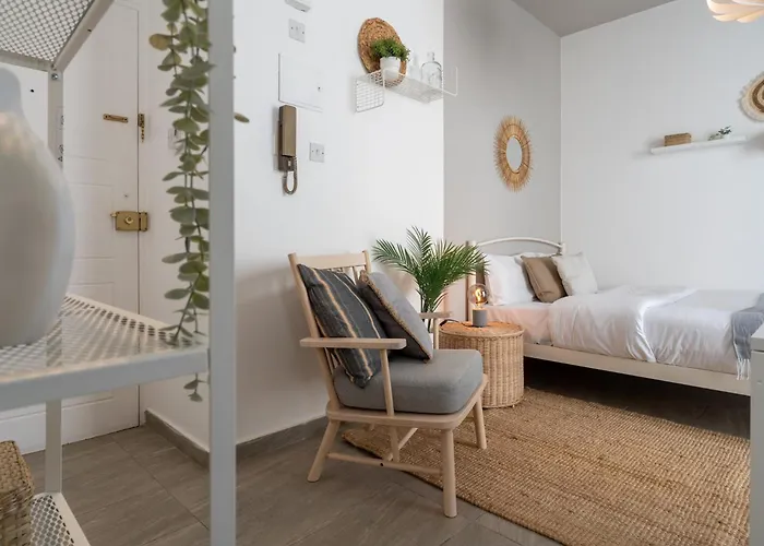 Orchid's Cozy & Balcony In *